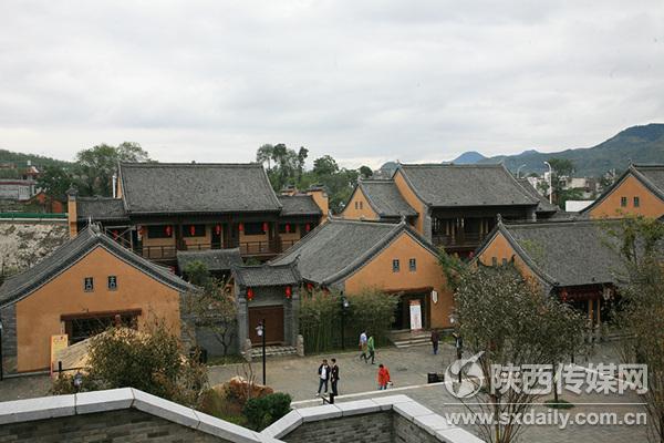 棣花古镇:家园变景区 致富路更宽