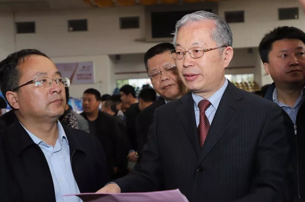 咸阳市举办退役军人军属专场招聘会近千人达成就业意向