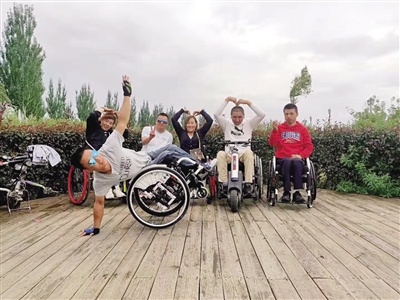 轮椅哥是谁 www.sxdaily.com.cn