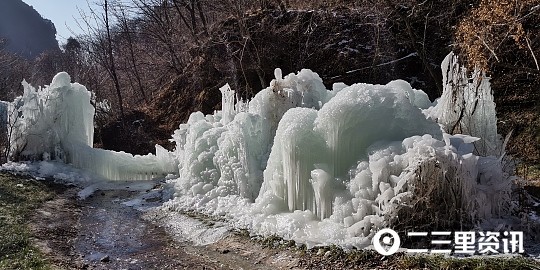 溪山行旅冰瀑幻境来袭带你打卡铜川照金薛家寨溪山冰谷