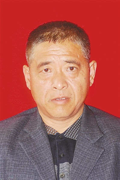 赵利,男,汉族,1968年3月生,山东省新泰市青云街道管家洼村村民.