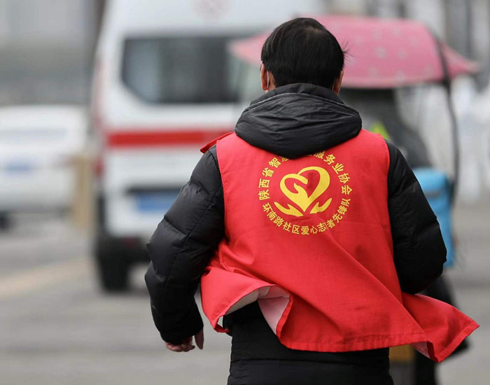 组图全民战疫中的生动背影