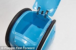 从摩托车到机器人:比亚乔公司发布私人自助机器人