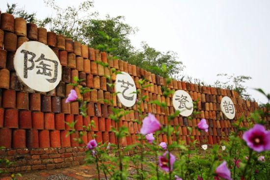 陈炉古镇也是陕西省命名的文化艺术之乡中唯一的陶瓷之乡