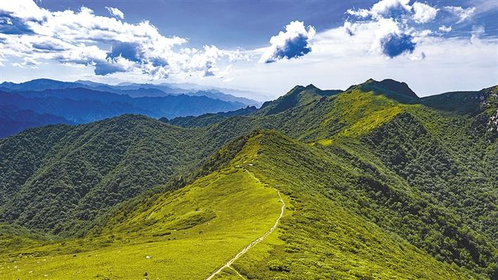 巴颜喀拉山和秦岭图片