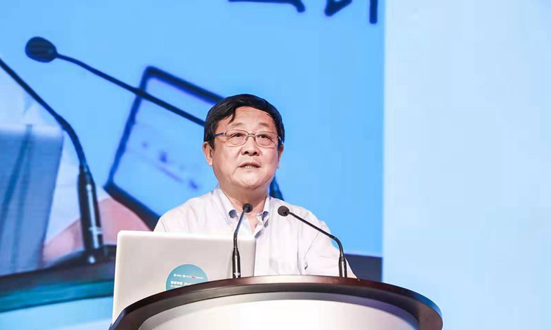 教授,清华大学网络研究院院长吴建平,西安交通大学党委书记张迈曾