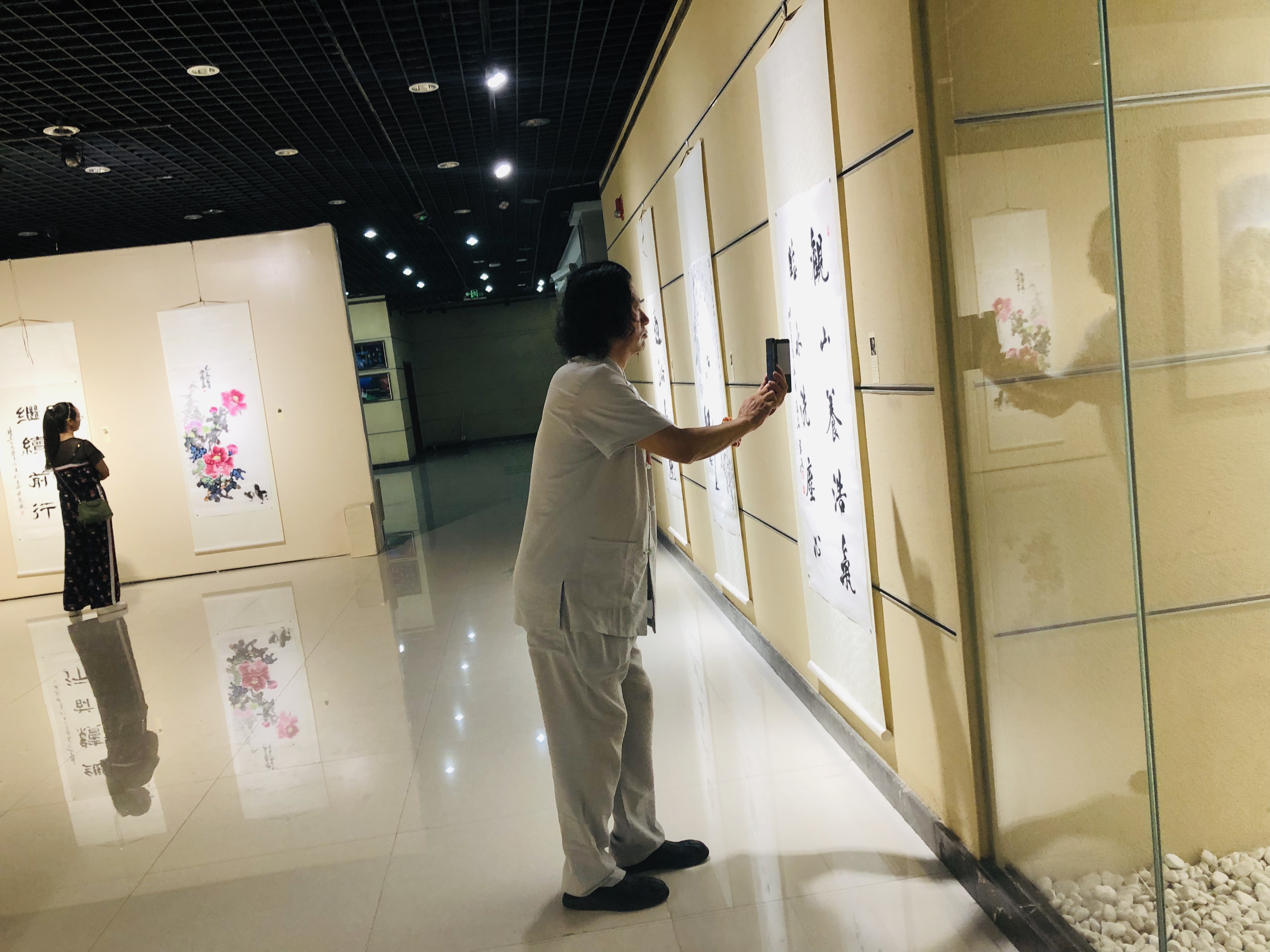 笔歌盛世庆祝新中国成立七十周年书画展在西安举行