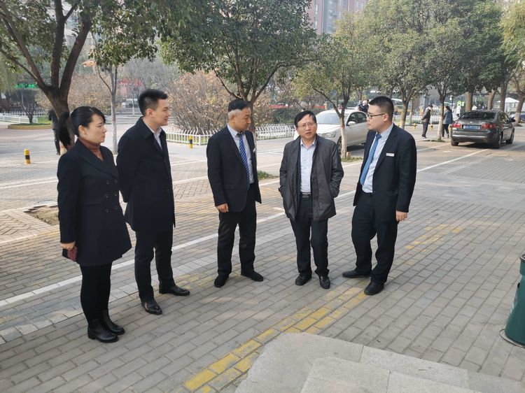 物业的领导怎么称呼(物业领导怎么称呼秩序队员)
