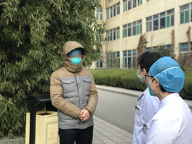 陕西首例确诊的新型冠状病毒感染的肺炎患者在空军军医大学唐都医院