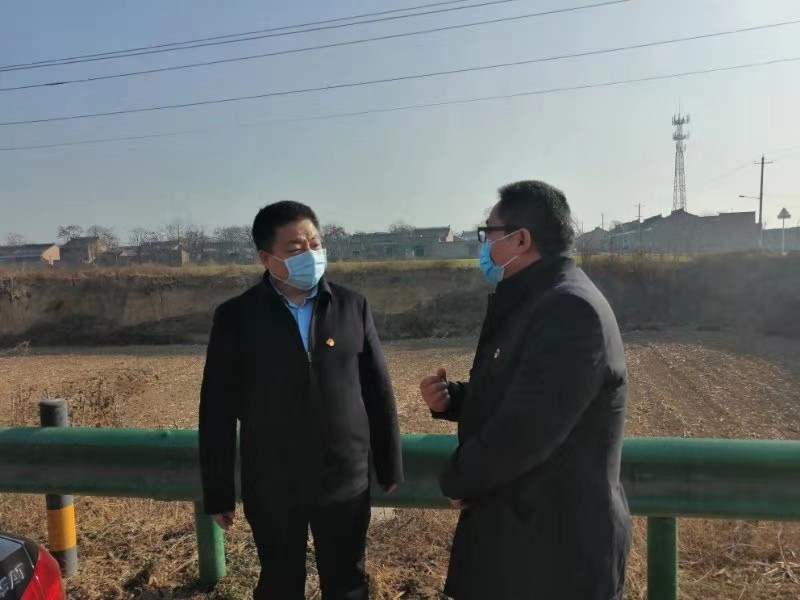 乾县大杨镇:党旗插在第一线 "精神疫苗"上前线