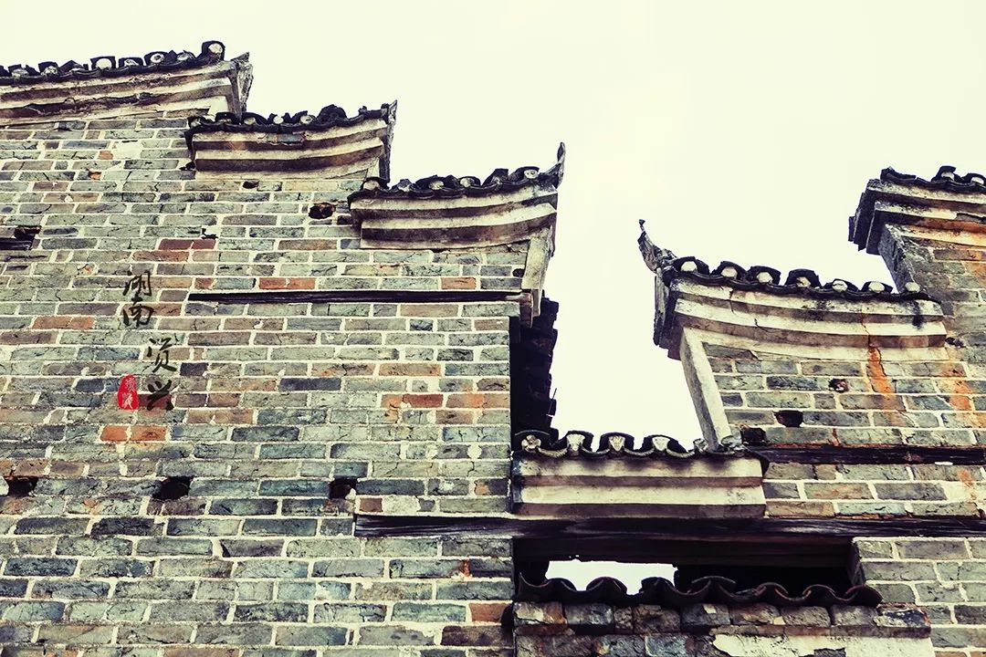 这个百度都搜不到的古寨，流淌着山水之间的诗意