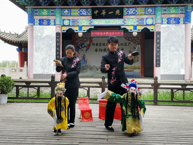 指尖上的非遺合陽提線木偶戲讓線腔文化走向世界