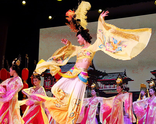 古韵舞蹈天衣裙裾·游龙惊凤摇曳生姿婉转经典唐乐演奏·谐婉流畅意境