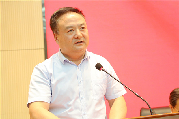 西安市阎良区政府副区长樊增文讲话