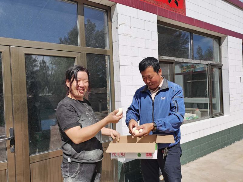 陕西神木尔林兔镇消费扶贫见真情助力脱贫暖民心