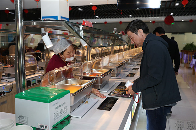 神东煤炭集团食堂打菜神器上线定制独家味道