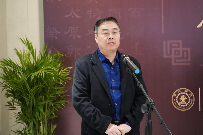 陕西省文物局副局长贾强宣布展览开幕.