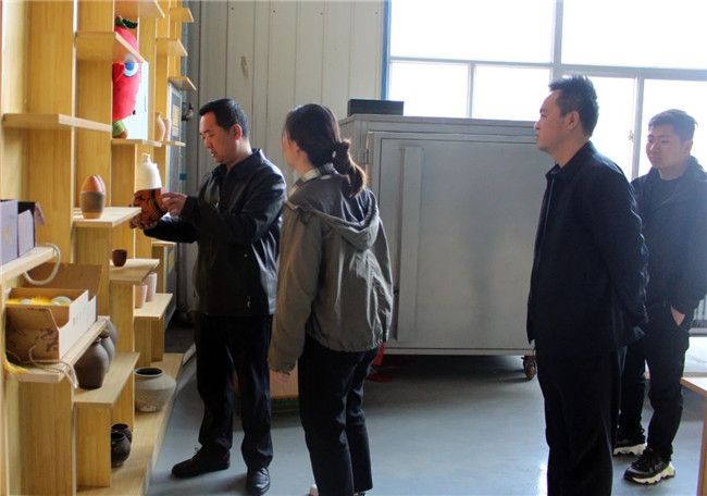 榆林市清涧县委宣传部部长高宏炜调研文化产业发展工作