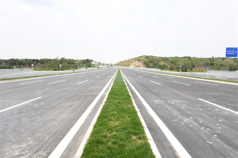 通车泾河新城又多了16条市政道路