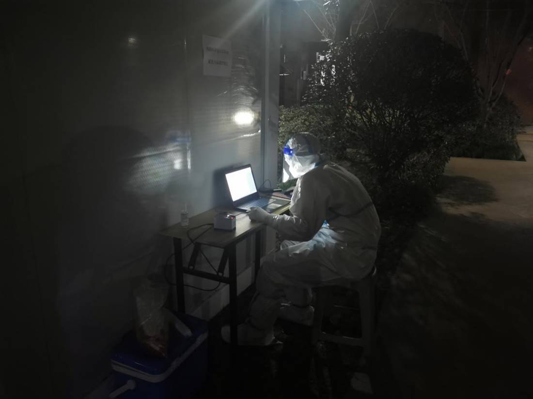 「战“疫”第一线」西安高新区基层干部奋战在抗“疫”阵地 守护社区民生安全“最后一道防线”