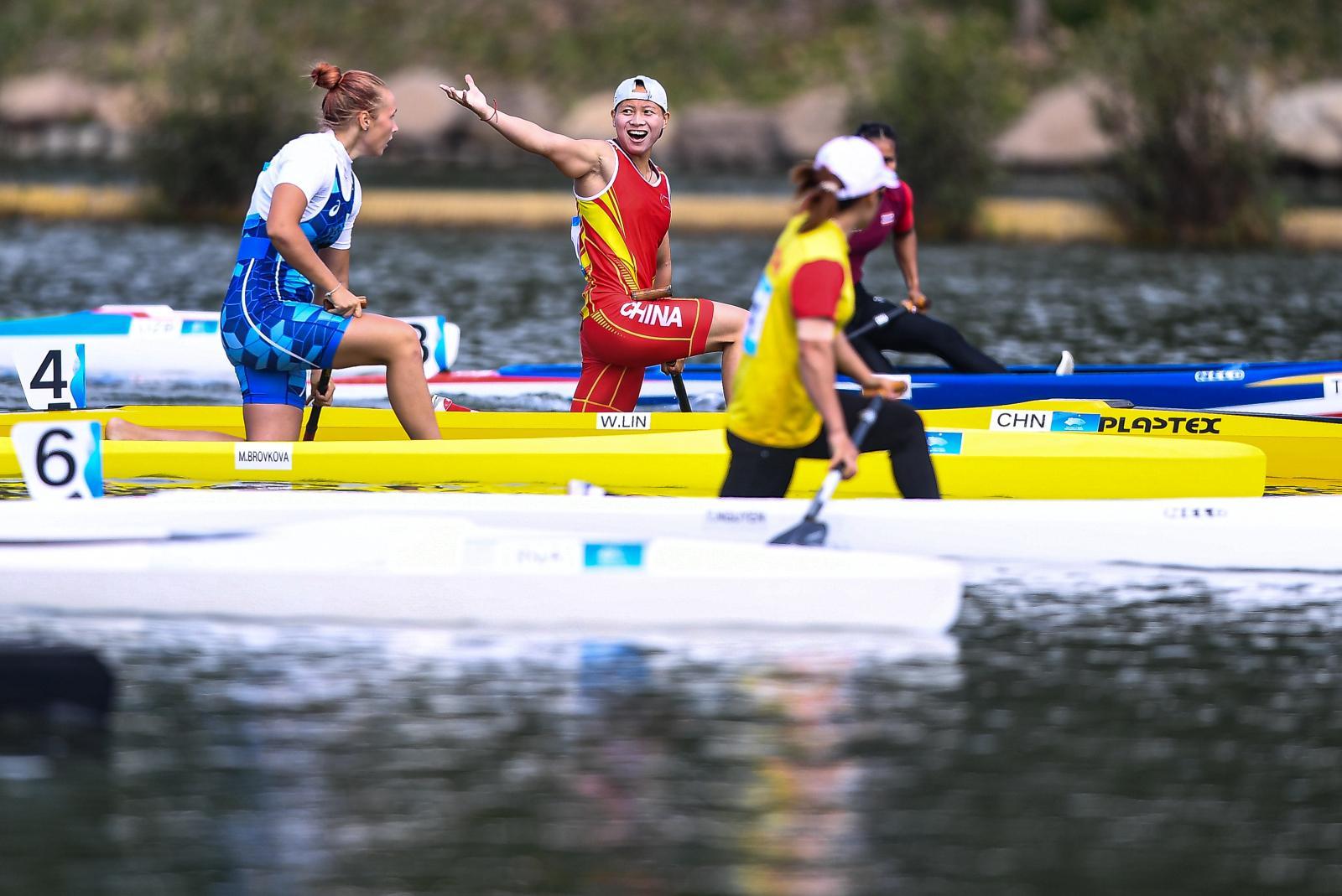 林文君夺得皮划艇静水女子200米单人划艇金牌