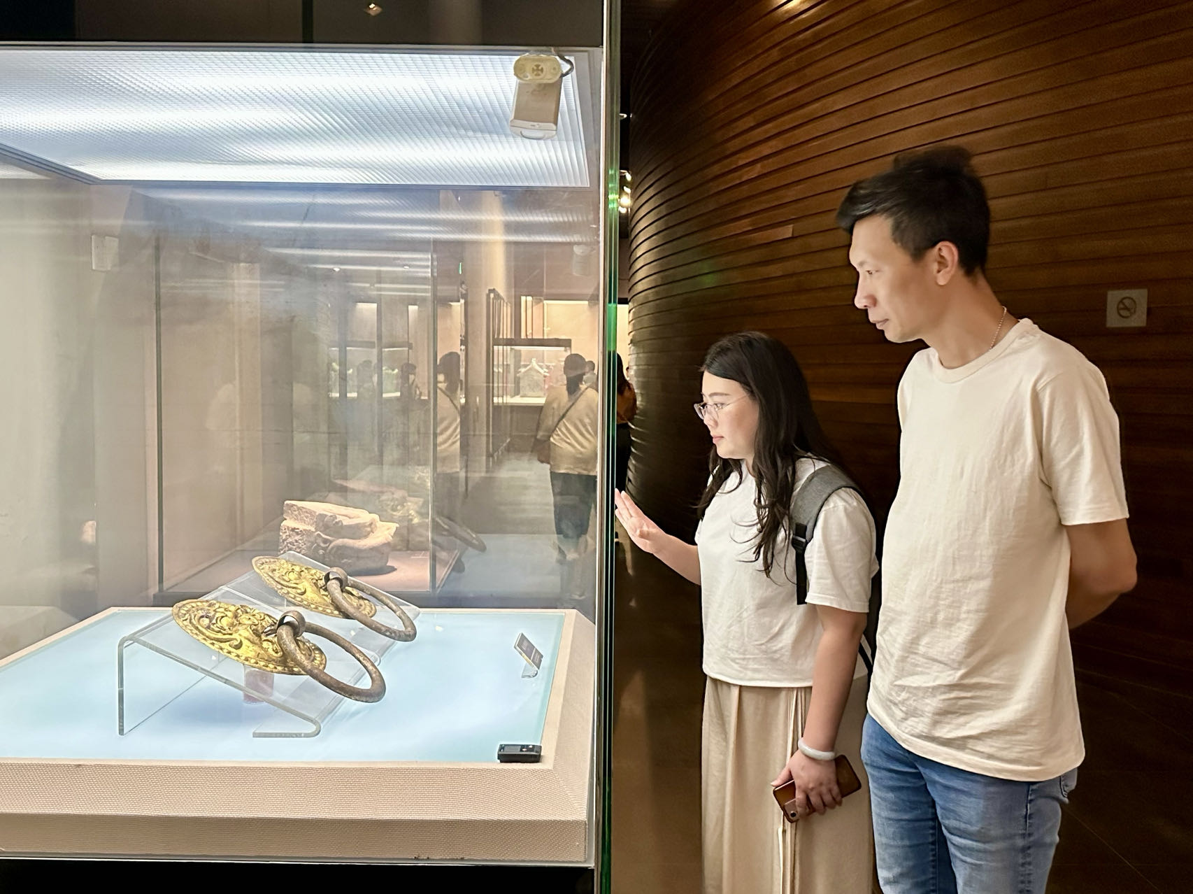 镇馆之宝| 鎏金铜铺首：时移千载耀金辉