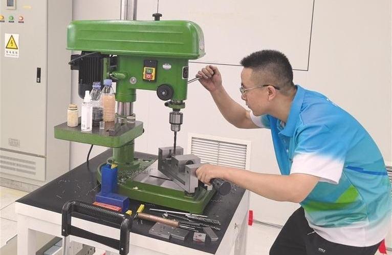 陕西国企职工技能大赛决赛举行