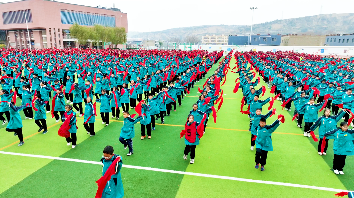 坚守铁路40年 要离开有点不舍