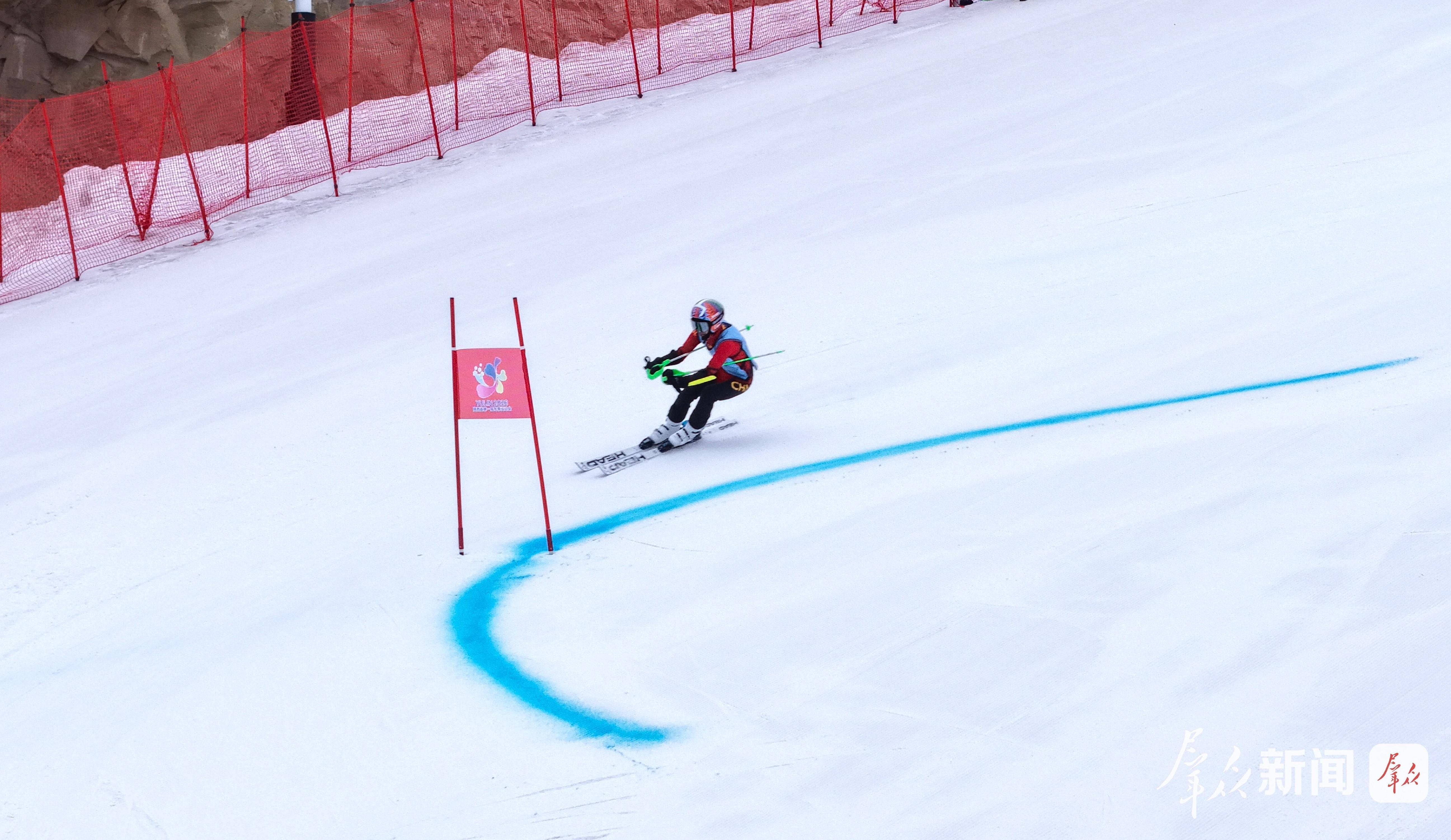赛事搭台 产业唱戏—— 陕西冰雪经济跑出发展加速度