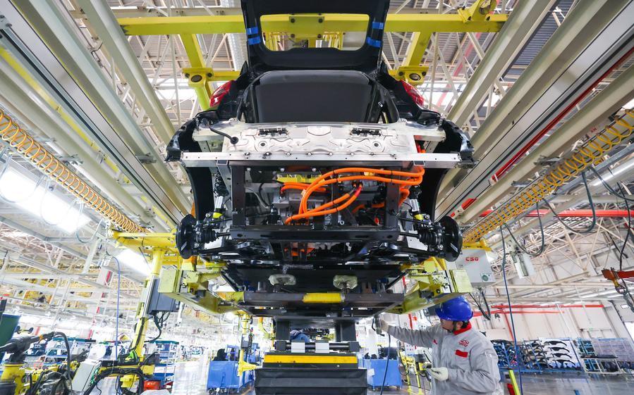 Chinese automakers overtake Japanese counterparts to lead global sales ...
