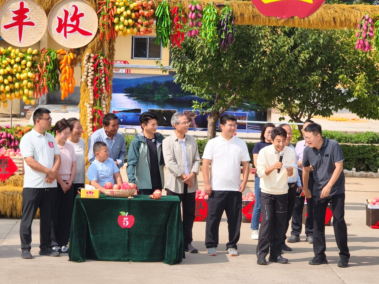 央视一套《山水间的家》在渭南白水录制