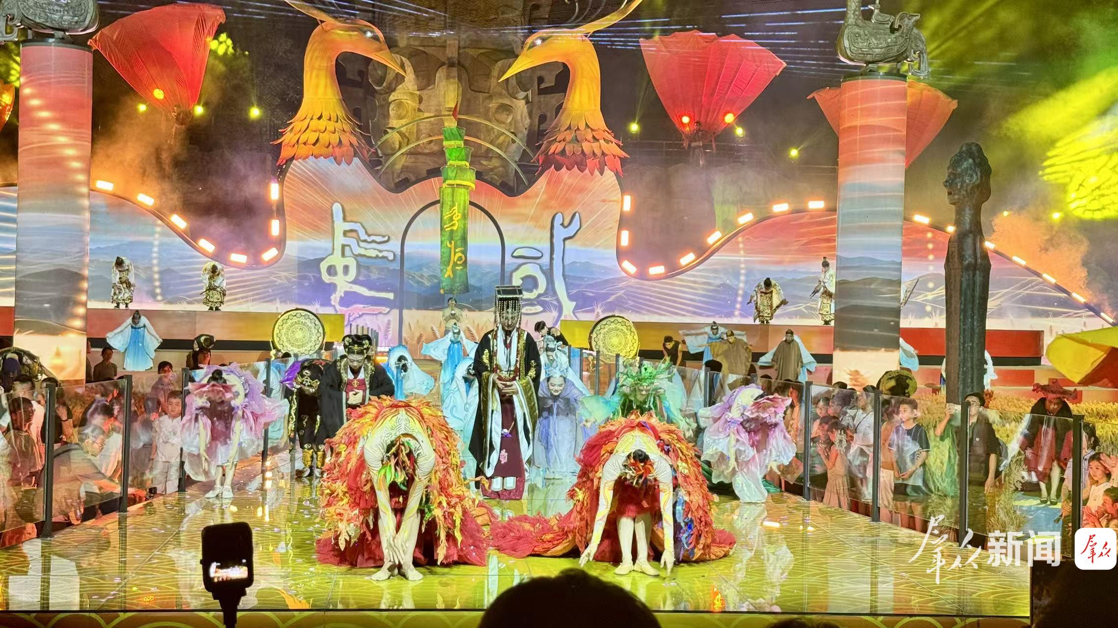 开放式全景神话剧《凤鸣岐山》演出现场。
