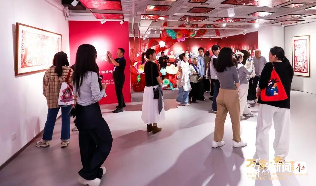 非遗戏韵满三秦  墨香书声浸长安