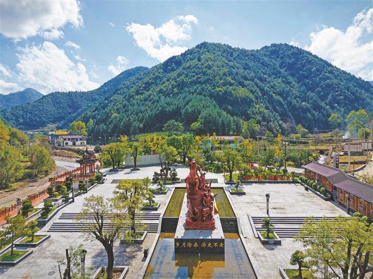 位于长征国家文化公园(陕西段)宝塔片区的中共七大会址(资料照片)。